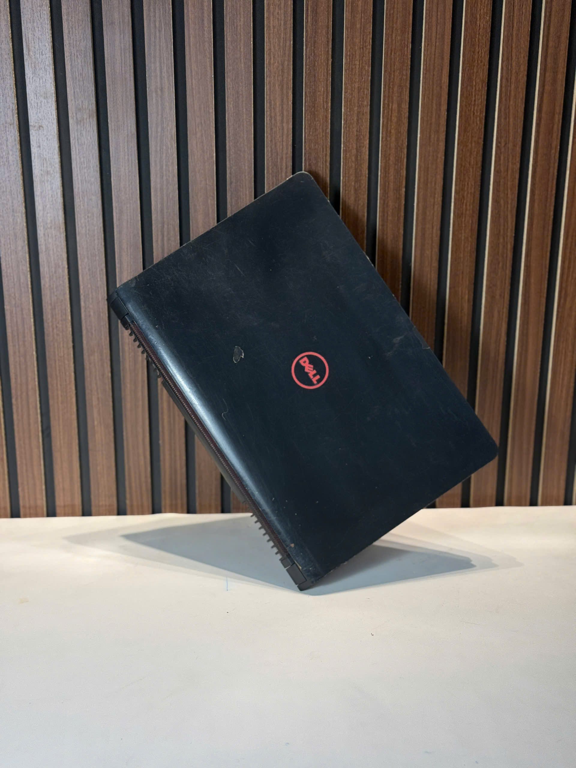 DELL GAMING| Core i5 gen 6/ Ram 8gb SSD 128gb/ Màn hình 15.6inch